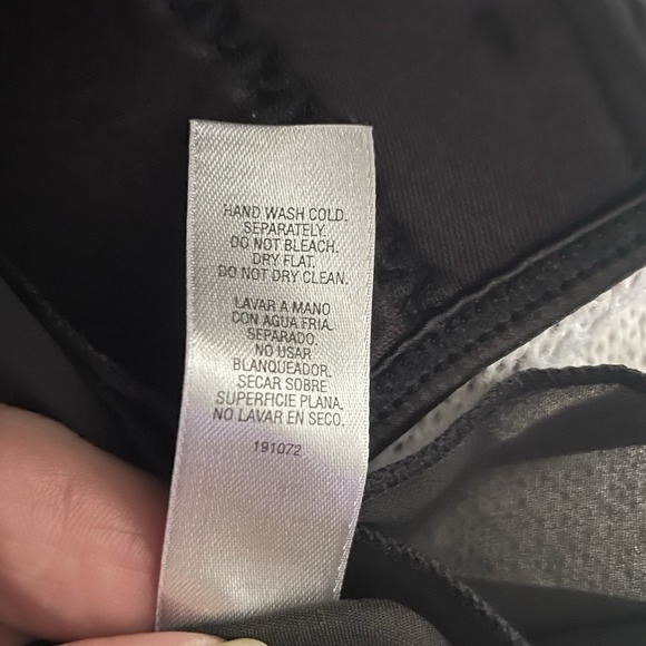 Delicates Lg Black Underwire Adjustable Straps Bows Rhinestones - Picture 5 of 5